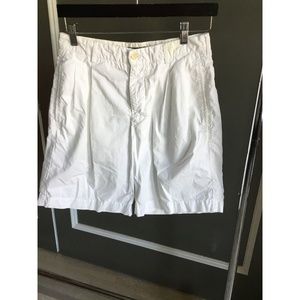 HENRY COTTONS White pleated men Bermuda Short